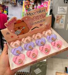 Heart-Shaped Eyebrow Pen With Capybara, Defines, Precise And Exfoliates, Shapes Eyebrows With Excellent Precision. - View 3