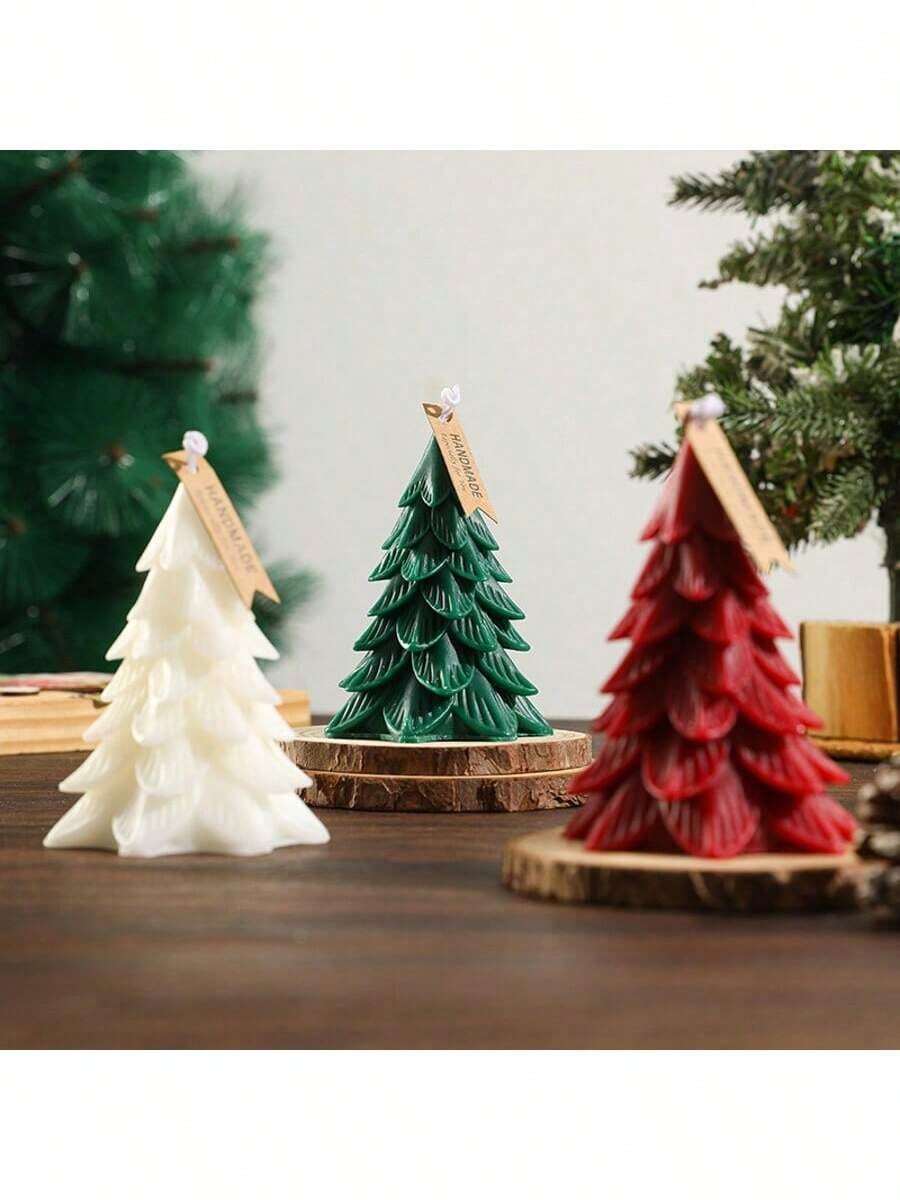 1PC Snowflake Christmas Tree Shaped Scented Candle Home Decor Ornament Gift Box, Christmas Gift, Christmas Scented Ornament, 2 Packaging Styles Randomly Shipped - 1PC - View 1