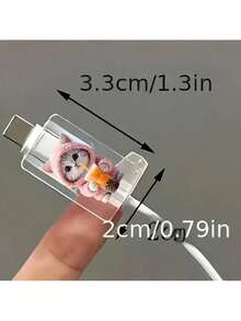 4件裝療癒可愛貓咪數據線保護套，適用 Apple 20W Type-C 快充充電器，高透明度、長效不泛黃、耐污，精準開孔方便插拔，可愛療癒寵物風，送女友的數位禮物 - 2粉紅毛衣+2藍衣(奶茶貓) - 查看 7