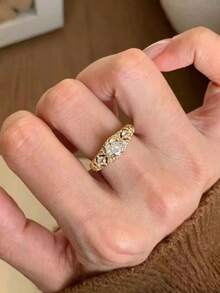 1件不鏽鋼新款Bubu Lati蕾絲水鑽戒指，甜美可愛奢華小眾高端百搭女友禮物 - 金黃色 - 查看 2