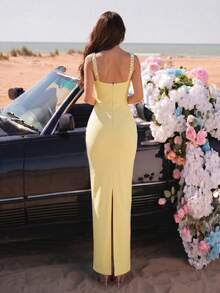 Nuevo vestido maxi de dama de honor sexy con tirantes de espagueti, cuello cuadrado, espalda descubierta, diseño floral con strass de alta gama, unicolor y ajuste ceñido - Amarillo claro - Ver 6