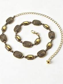 Cette chaîne de taille pour femme est une ceinture métallique de style vintage avec une ambiance bohème de villégiature. À porter avec un denim de style western - Doré - Voir 3