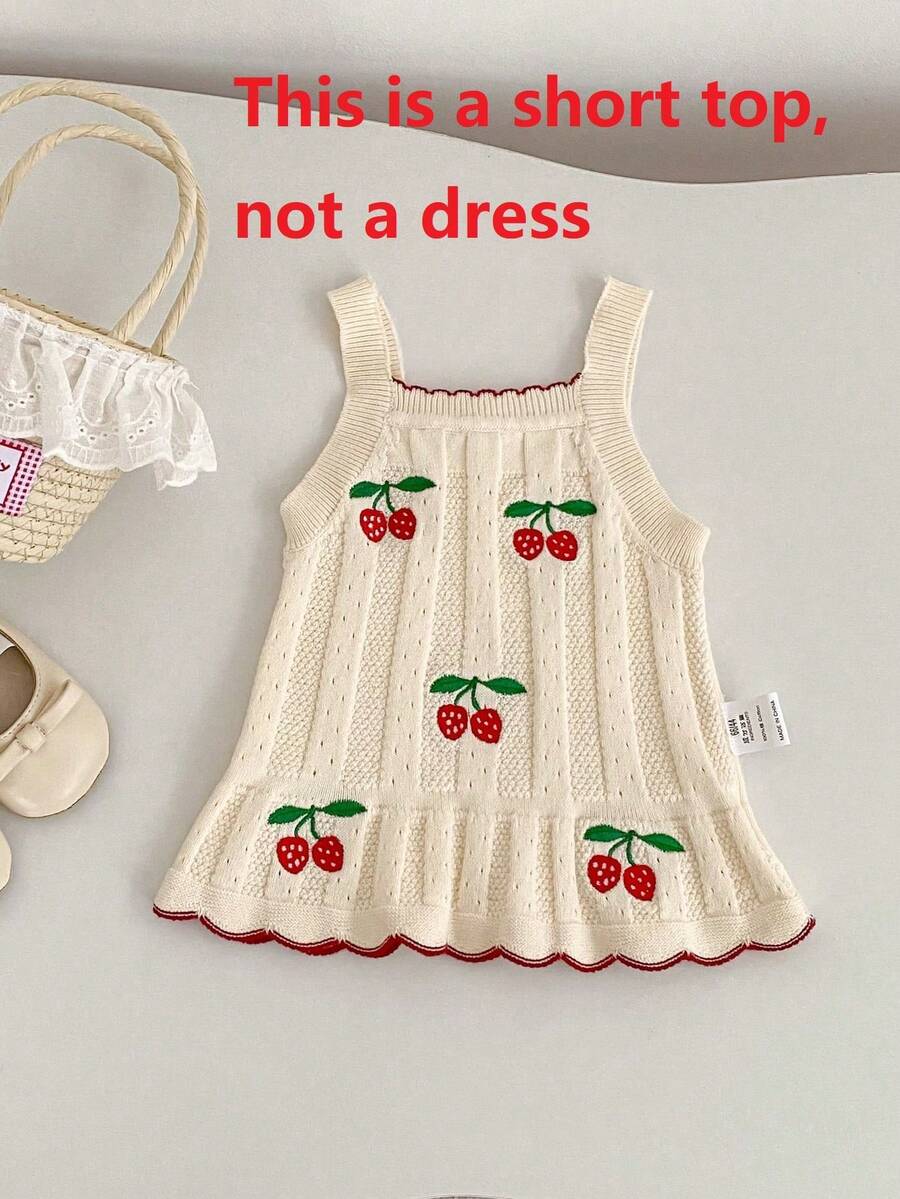 秋冬新款女童服飾，可愛嬰兒女童針織刺繡細肩帶上衣，精緻草莓刺繡內搭短版上衣（本品為短版上衣，需搭配長褲，非洋裝，謝謝！！尺寸偏小，請訂購大一號）