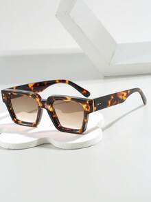 1 Pair Men's Rectangular Concave Thick Frame Fashion Glasses, Suitable For Fashion Shows, Outdoor Beach Vacations, Business Casual - Multicolor - View 12
