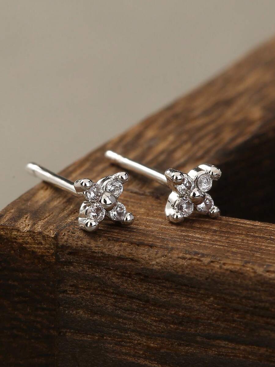 Mini Flower Four-Leaf Clover Zirconia Stud Earrings - Silver - View 1