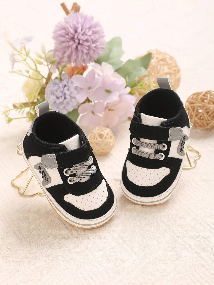 1 Pair Soft Sole Sports Walking Shoes For 0-1 Year Old Infant - Black - View 1