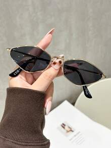 1 Pair Women's Vintage Geometric Frame Sunglasses, Perfect Blend Of Modern Style And Retro Charm, Suitable For Beach Party, Street Photography, Music Festival, Fits All Face Shapes - Multicolor - View 2