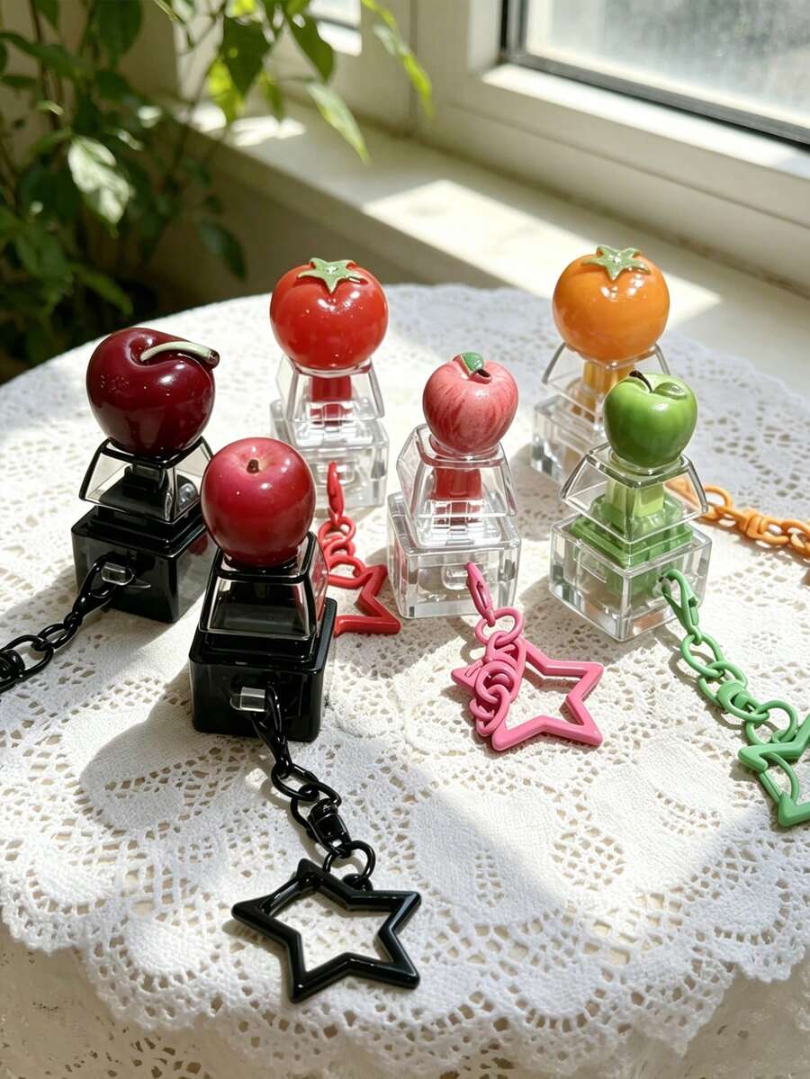Creative Single-Key Simulated Fruit Keychain, With Cute Cartoon Designs. A Gift Accessory For Friends. - Multicolor - View 1