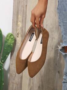 Side Cutout Closed Toe Low Heel Dress Shoes For Women - Brown - View 2