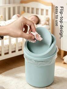 Mini Papelera de Escritorio de Plástico con Tapa Giratoria, 3 Colores Disponibles, Perfecta para Oficina en Casa, Cocina, Dormitorio, Tocador, Almacenamiento de Escritorio, Papelera Compacta, Contenedor de Basura Pequeño, Organizador de Basura Giratorio - Papeleras de los dormitorios - Ver 3