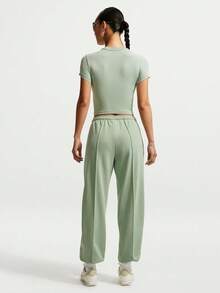 Nike Women's AS W NSW NK CHLL KNT CRP Short Sleeve Knit Collarless T-Shirt THF9539-007 - Green - View 5