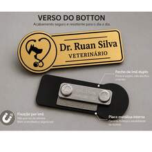 Crachá Magnético Broche Botton - Identificação, Imã, Personalizado, Profissão, Lojista, Vendedor, Empresa - Dourado - Visão 3