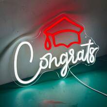 1 pieza Letrero de Neón LED Congrats Grad - Decoración de pared con alimentación USB y regulable, con diseño de birrete de graduación y copa de champán, iluminación de estilo cursiva para fiesta de graduación, celebración en oficina en casa, construcción de plástico duradero, decoración de graduación, iluminación de ambiente de fiesta, decoración, directo de fábrica - Rojo, blanco - Ver 5