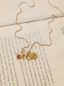 1pc Lucky Bee & Flower Letter Charm Necklace, Cute Bee & Flower Bracelet, English Name Letter Necklace - Gold - View 5