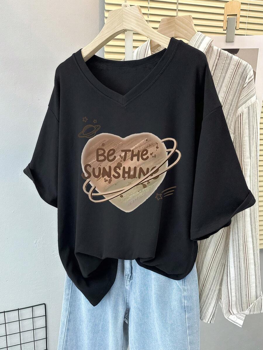 Plus Size Women's "Be The Sunshine" Heart Print V-Neck T-Shirt, Black Casual Short Sleeve Tee Summer - Black - View 1