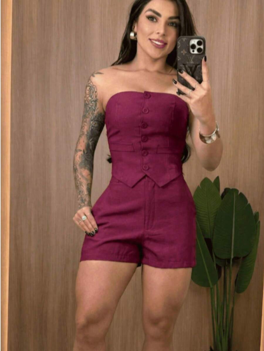 Women's Tailored Set: Dress Shorts And Strapless Top - 酒紅色 - 查看 1
