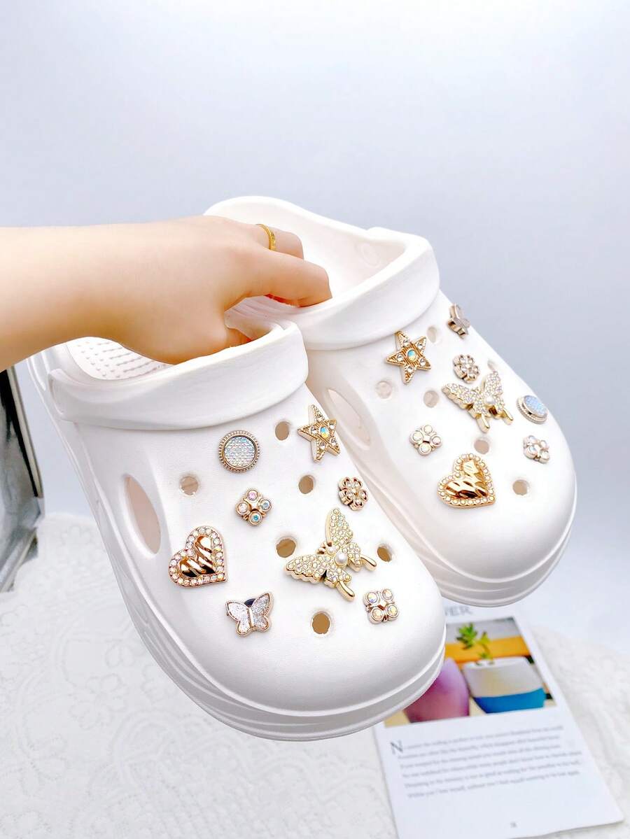 16 buah Hiasan Sepatu Lucu yang Dapat Dilepas, Aksesori DIY untuk Sandal Wanita, Dekorasi Sepatu yang Menyenangkan dan Personal, Hadiah Sempurna untuk Pesta Liburan - Emas - View 1