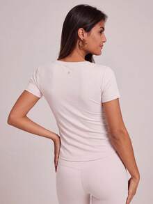VUTRU Women's V-Neck Short Sleeve Light Pink Sports T-Shirt Slim Fit Top For Fitness And Running - Baby Pink - View 2