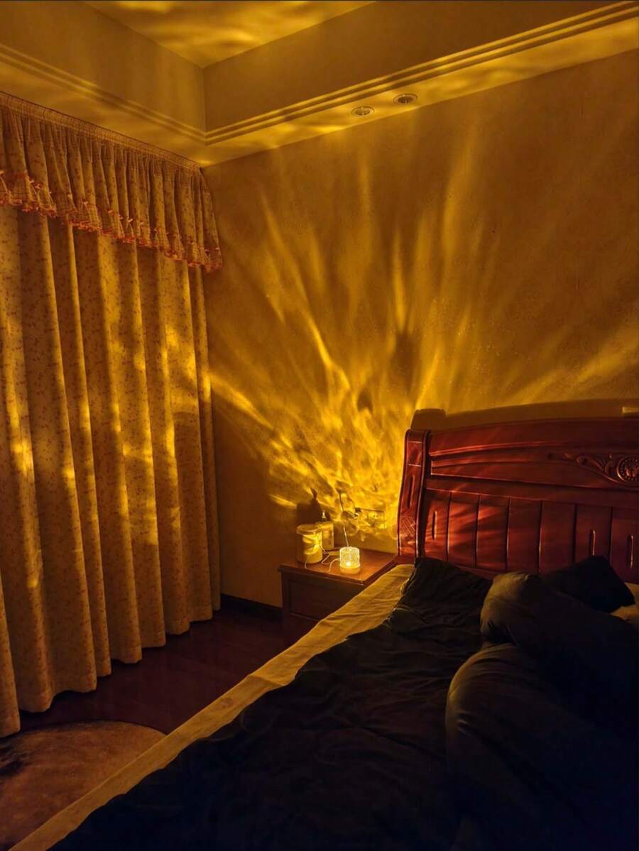 1件圓形水晶夜燈檯燈，創意床頭燈，附旋轉水波紋效果，水波氛圍燈，16色可選，附遙控器，臥室RGB遙控夜燈，旋轉水波紋設計，適用於兒童房、臥室、走廊，LED燈，居家聖誕裝飾