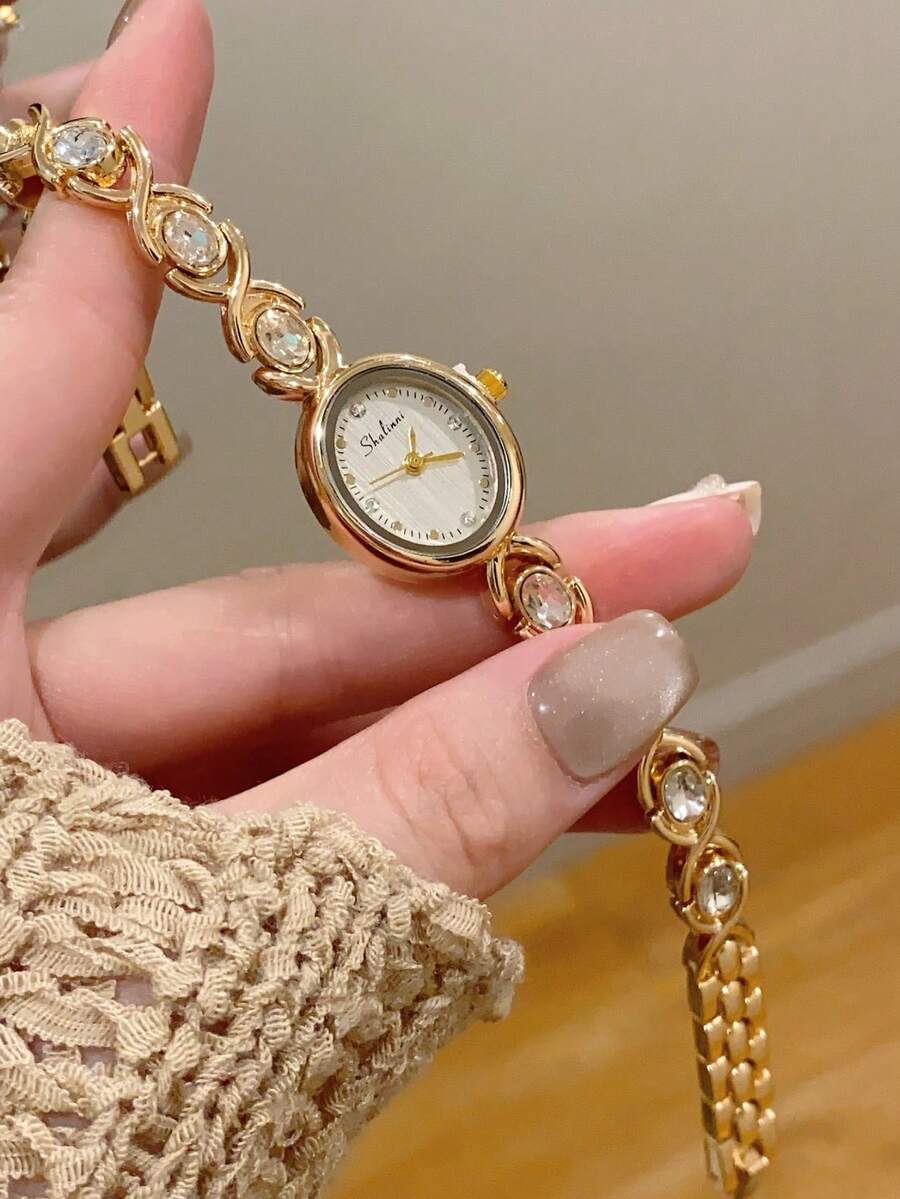 1件女款金色方形手鍊石英手錶,精緻小巧時尚,適合日常配戴,生日/畢業禮物,休閒風格 - 金色 - 查看 1