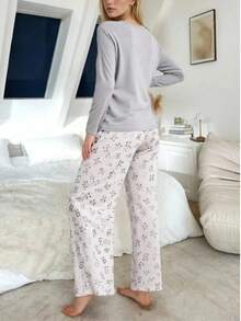 Women's Printed Pajama Set Fabric Soft Breathable Comfortable Sleepwear And Loungewear Set - Light Grey - View 3