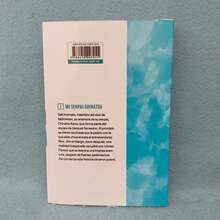 Comics & Graphic Novels - Single Book - View 2