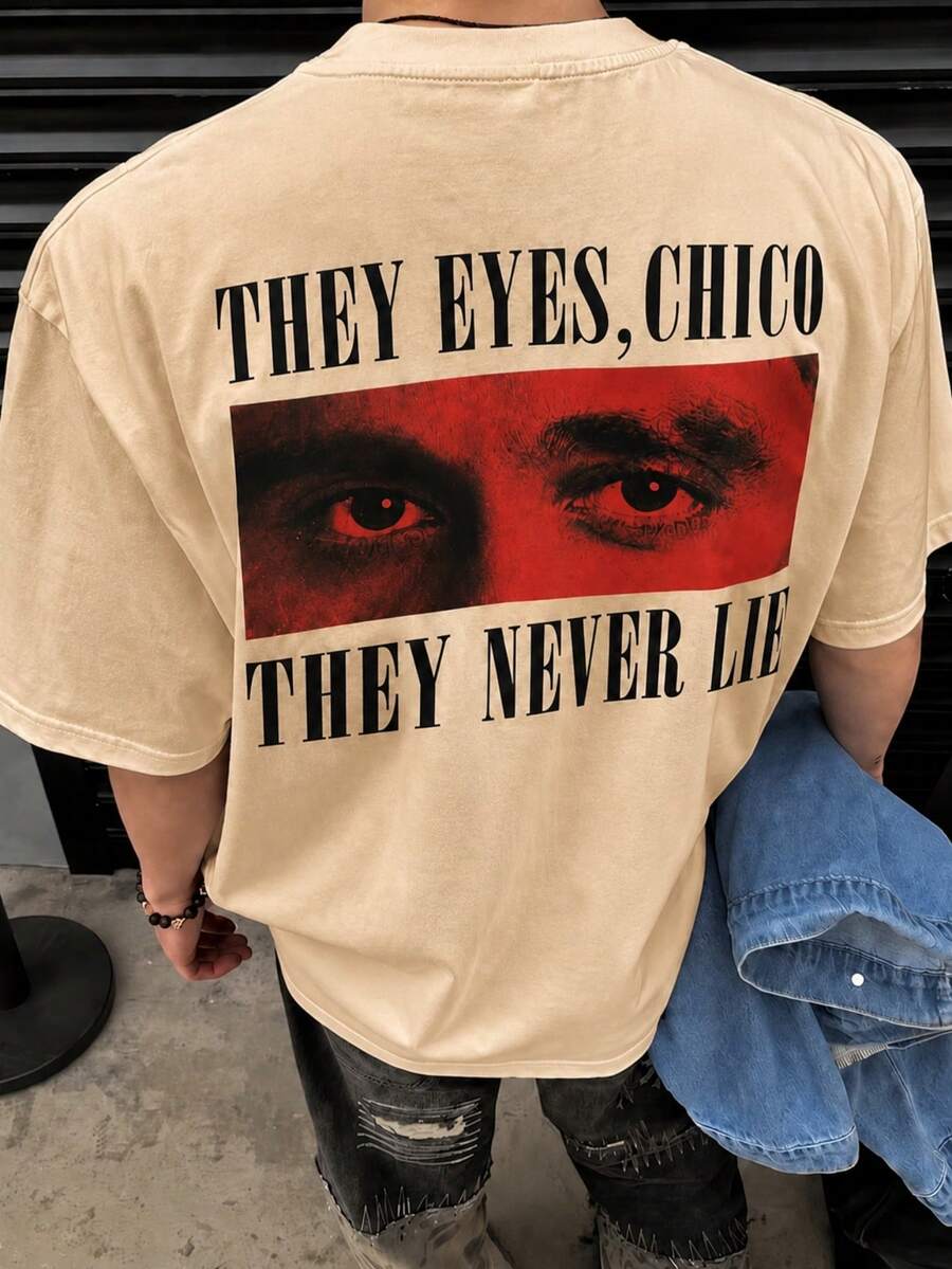 Fractyr 男士雙面印花寬鬆T恤,「Their Eyes Young Men, They Never Lie」紅色眼睛圖案短袖圓領上衣,復古街頭風休閒上衣,柔軟舒適,適合城市生活與電影迷 - 杏色 - 查看 1