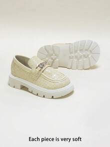 Girls' Rhinestone Metal Chain Embossed Textured Non-Slip Square Toe Slip-On Thick Sole Platform Loafers, School Student Birthday Party British Academy Style Fashion Shoes - Apricot - View 5