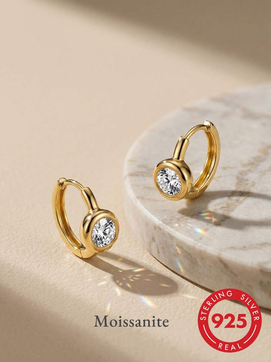 ORSA JEWELS 1 Pair 925 Sterling Silver 14K Gold Round Cut Moissanite Earrings, Minimalist Jewelry For Women And Men, Suitable For Wedding, Party, Banquet, Gift And Christmas