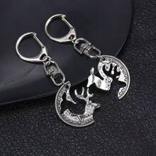 2pcs/Set Separable Deer Head Keychain, Interlocking Morgan Silver Coin Puzzle Pendant, Vintage Gothic Style Coin Charm, Matching Car Key Accessories For Couples - 2 Deer Heads - View 3