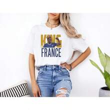 Camiseta gráfica inspirada en Dembélé, diseño vintage de un orgulloso seguidor del rey de Francia, arte de fan de una estrella de la Copa  de 2026, camiseta unisex. - Blanco - Ver 2