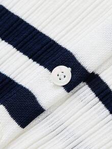 女款時尚條紋針織 Polo 上衣，對比領扣領上衣，適合萬聖節、感恩節、聖誕節節日穿搭 - 白色 - 查看 7