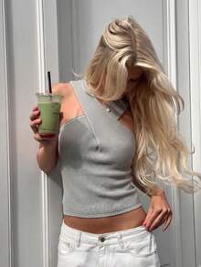 Women's Knitted Criss-Cross Spaghetti Strap Sleeveless Cropped Solid Color Textured Fitted Tank Top, Spring/Summer Inner Layer Sweater - Grey - View 2