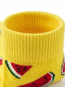 1 Pair Men Watermelon Crew Socks, Bright Yellow Watermelon Slice Motif, Cute Summer Fruit Pattern, Ideal Daily Outfit & Holiday Birthday Gift Socks - Multicolor - View 5