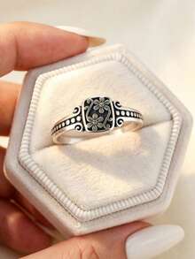 Anello quadrato in argento puro annerito, con un design retrò e unico, un regalo perfetto per le signore per appuntamenti, feste o San Valentino - argento antico - Visualizzare 4