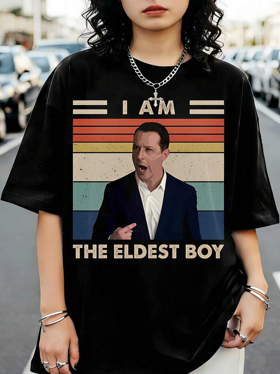 Retro Design I'm The Eldest Boy Kendall Roy Sweatshirt, Funny Jeremy Strong As Kendall Roy Crewneck Sweatshirt, Shirt - 黑色 - 查看 1
