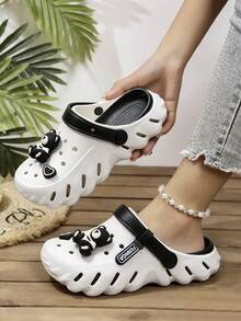 Casual Fashion Slip-On Clogs With Cute Bear Decoration, Lightweight Men's Slides For Outdoor, Vacation And Daily Wear - Black - View 1