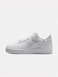 Nike Women's W AIR FORCE 1 '07 Low-Top Casual Sports Shoes IR8637-100 - Silver - View 1