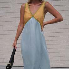 V-Neck Sleeveless Color Blocking Color Clash Swing Dress - 黃色 - 查看 2