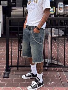 Men's Summer Vintage Distressed Frayed Denim Shorts, Loose Straight Leg Streetwear VersatileBermuda Shorts - Medium Wash - View 2
