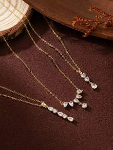 1 Peça Novo Colar de Zircônia Cintilante, Estilo Requintado de Alta Qualidade, Artesanato de Gotejamento de Óleo, Banhado a Ouro 14K, Joia de Material de Cobre, Adequado para Esposas e Mães Usarem, Criando um Visual de Luxo Diário. Combina Facilmente com Looks Diários de Meninas, Festas de Férias na Praia, Festivais de Música, Viagens e Ocasiões de Turismo. Joia Charmosa para Mulheres. Pulseiras e Colares Femininos. Pequenos Acessórios. - Multicolorido - Visão 4