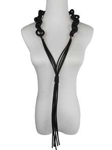 MARLIWOO 1pc O-Ring Chain Long Necklace, Multi-Way Wear, Tassel Gothic Style, Personalized Exaggerated Niche Jewelry - Black - View 3
