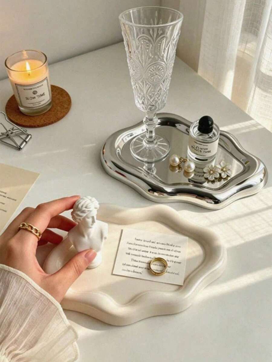 Minimalist Wave Shaped Storage Tray Back To School Dorm Essentials Smooth Decorative Plate For Jewelry Makeup Pens Small Stationery Desktop Display Organizer