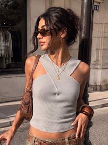 Women's Knitted Criss-Cross Spaghetti Strap Sleeveless Cropped Solid Color Textured Fitted Tank Top, Spring/Summer Inner Layer Sweater - Grey - View 1