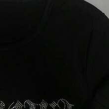 Kaos Wanita Lengan Panjang Hitam Pas Badan dengan Desain Rhinestone Mewah, Atasan Dalaman Pelangsing, Atasan Minimalis Modis untuk Musim Gugur - Hitam - View 9