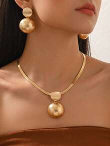 2pcs/Set Women's Jewelry Set, Spring/Summer Metal Style Necklace & Stud Earrings Combination Set, Fashion Geometric Brushed Round Disc Matte Texture Large Ball Pendant Matching Earrings, Daily Wear Party Styling Accent, Holiday Gift For Girlfriend/Best Friend - Yellow Gold - View 1