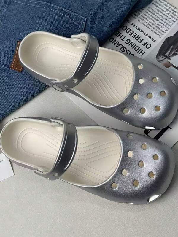 1 Pair Women's Silver Shiny Ballet Shoes, Closed Toe Hollow Out, Back To School Graduation Season Student Sandals, Slouchy Shoes, Nurse Shoes, Yoga Shoes, Comfortable Commuter Shoes, Beach Vacation Sandals, Casual Versatile Breathable Sandals, Campus Casual Shoes