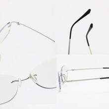 1 Pair Personalized Charming Exquisite Plain Lens Glasses, Men's And Women's Exquisite Personalized Accessory, Suitable For Daily Outings, Exquisite Minimalist Outfit Matching - Transparent Color-changing Gray - View 4