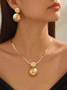 2pcs/Set Women's Jewelry Set, Spring/Summer Metal Style Necklace & Stud Earrings Combination Set, Fashion Geometric Brushed Round Disc Matte Texture Large Ball Pendant Matching Earrings, Daily Wear Party Styling Accent, Holiday Gift For Girlfriend/Best Friend - Yellow Gold - View 2