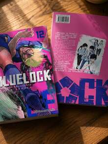 Comics & Graphic Novels - Single Book - View 2